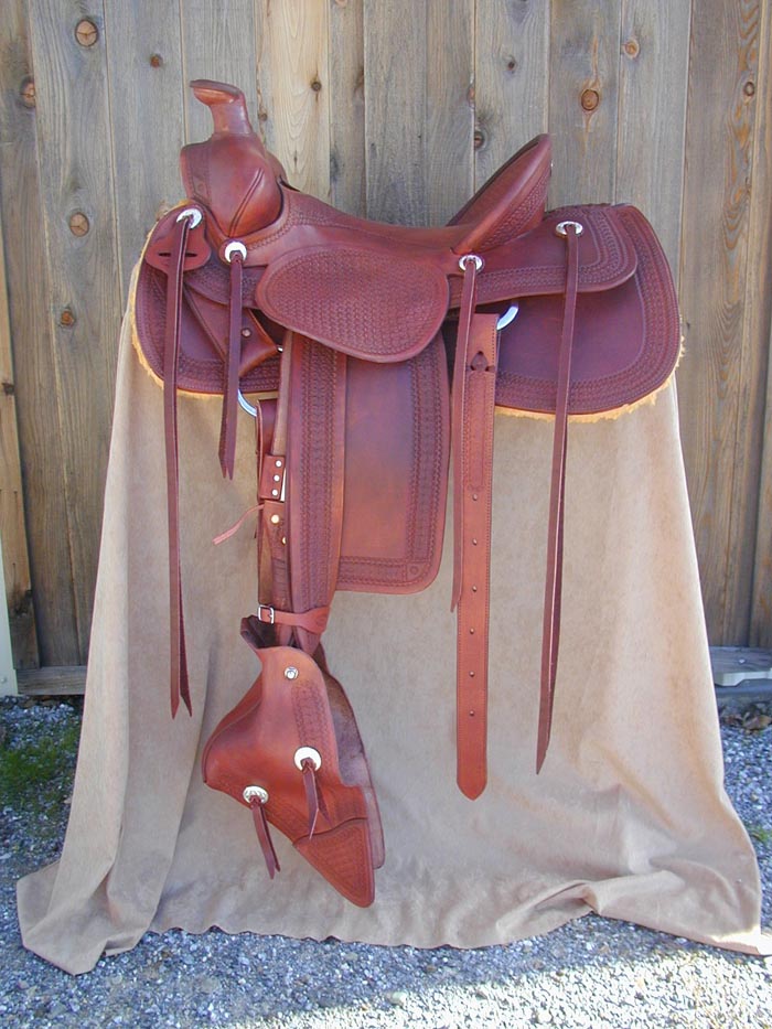 Traditional Western Saddle 1