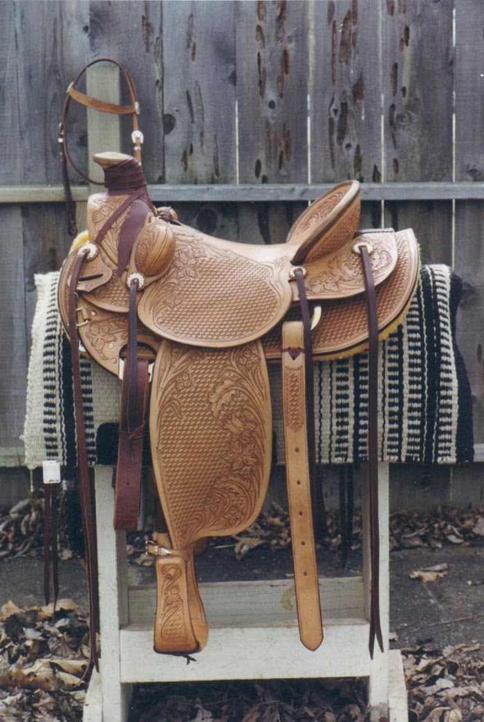 Traditional Western Saddle 6